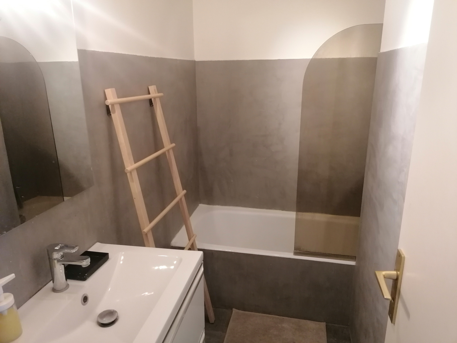 Image_, Studio, Juan les Pins, ref :LA-267